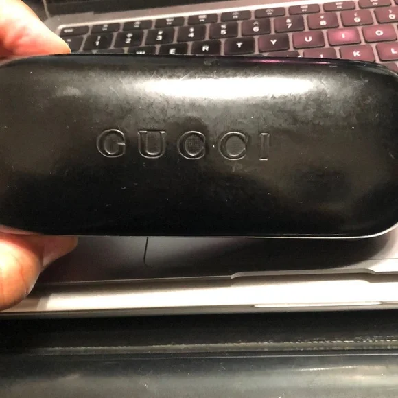 Ladies Gucci sunglasses - Picture 1 of 5